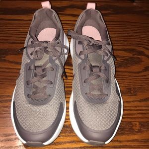 Nike Wear All Day Sneakers Size 7Y